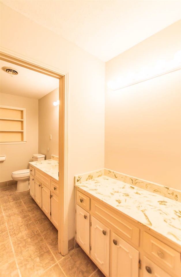 5346 Sequoia Road Memphis, TN 38120 - Photo 20 of 24