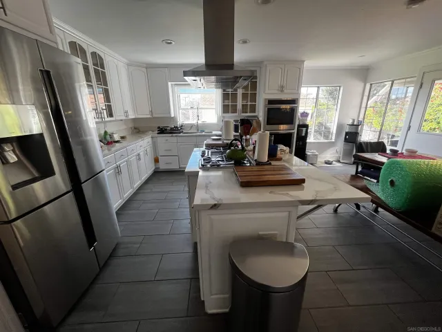 $1,825,000 | 1625 Stewart Street, Oceanside, CA 92054