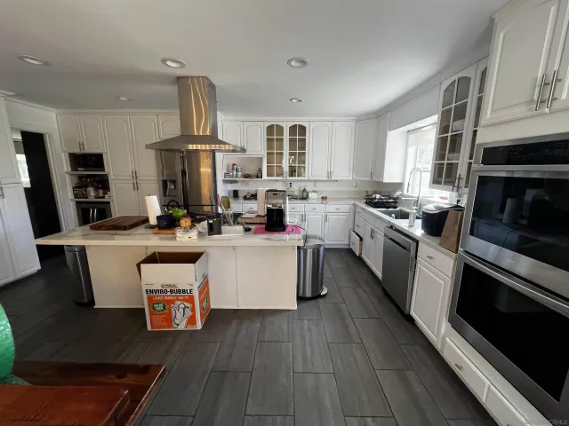 $1,825,000 | 1625 Stewart Street, Oceanside, CA 92054