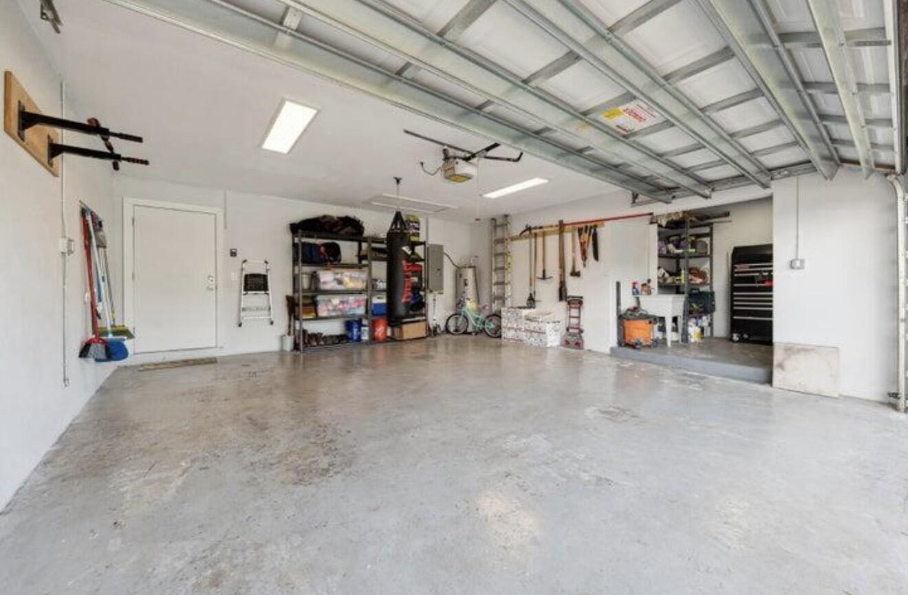 2846 Northeast 35th Court Lighthouse Point, FL 33064 - Photo 19 of 37 a view of a room with gym equipment