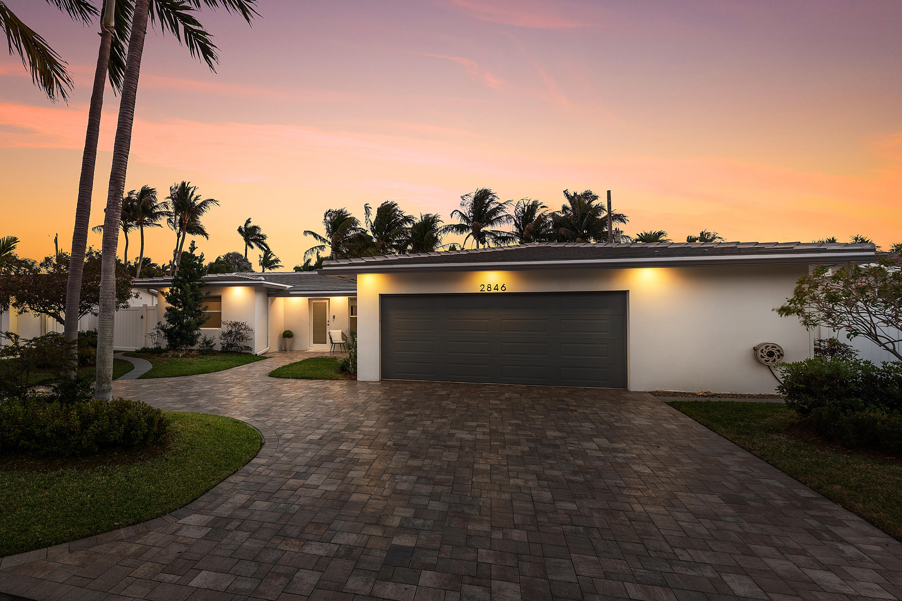 2846 Northeast 35th Court Lighthouse Point, FL 33064 - Photo 29 of 37 an outdoor space with garden view