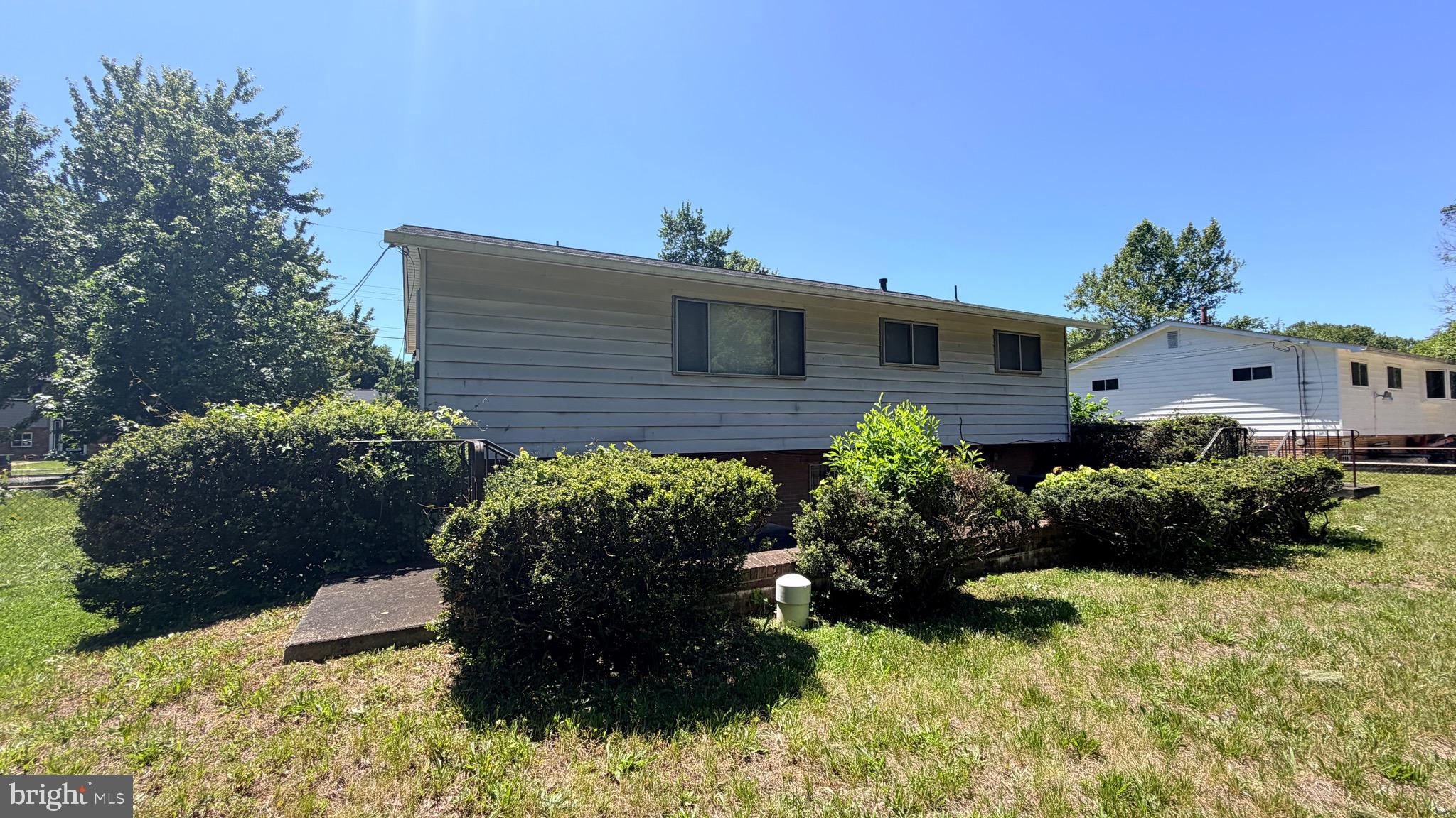 6000 Ladd Road Suitland, MD 20746 - Photo 4 of 14