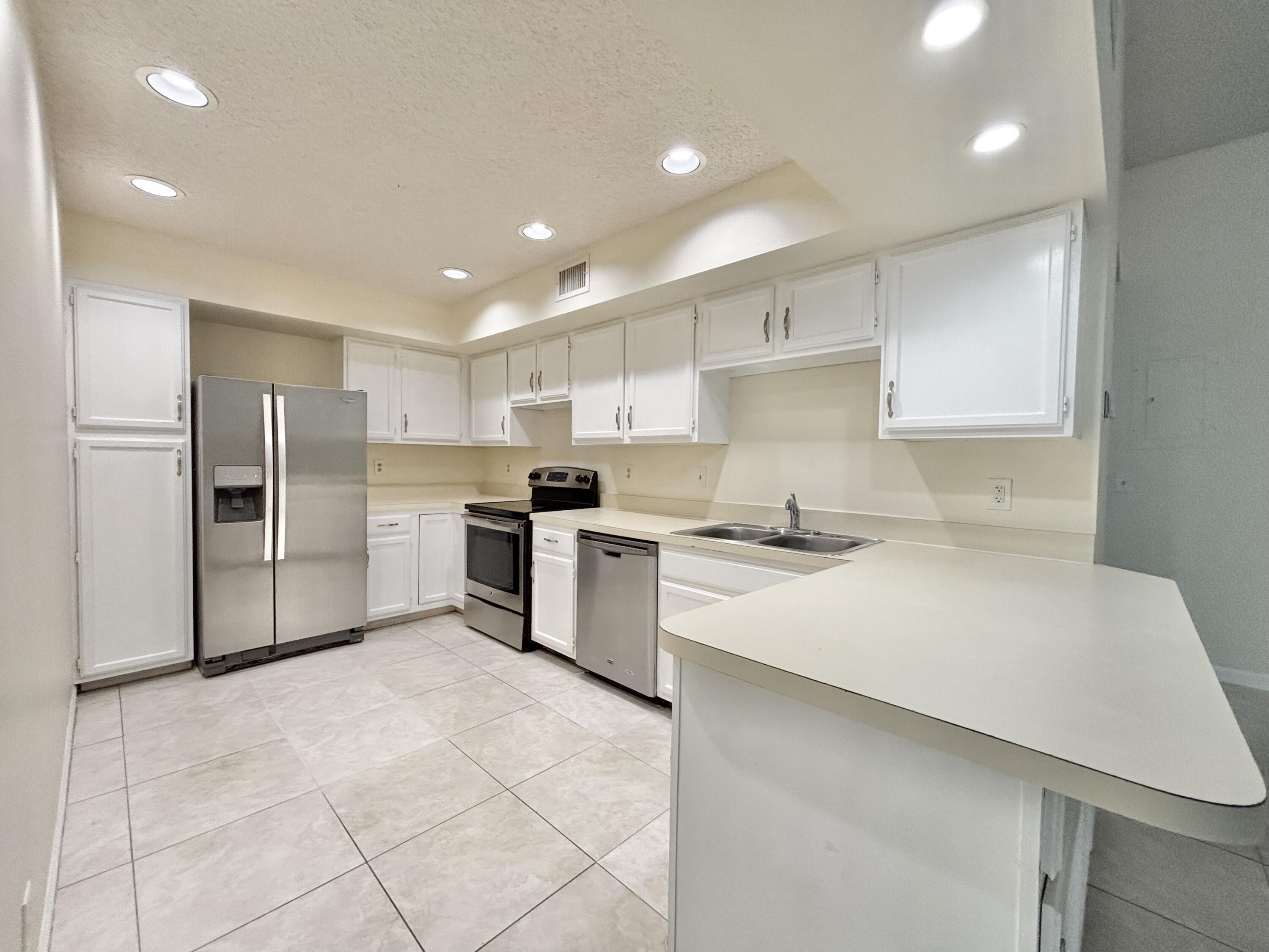 3151 Leewood Terrace, Unit L229 Boca Raton, FL 33431 - Photo 2 of 17 IMG_4134