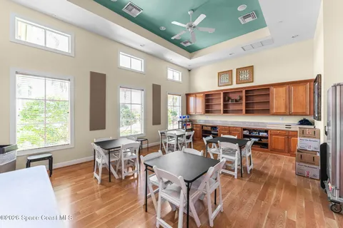 $389,000 | 6223 Dorchester Way, Vero Beach, FL 32966