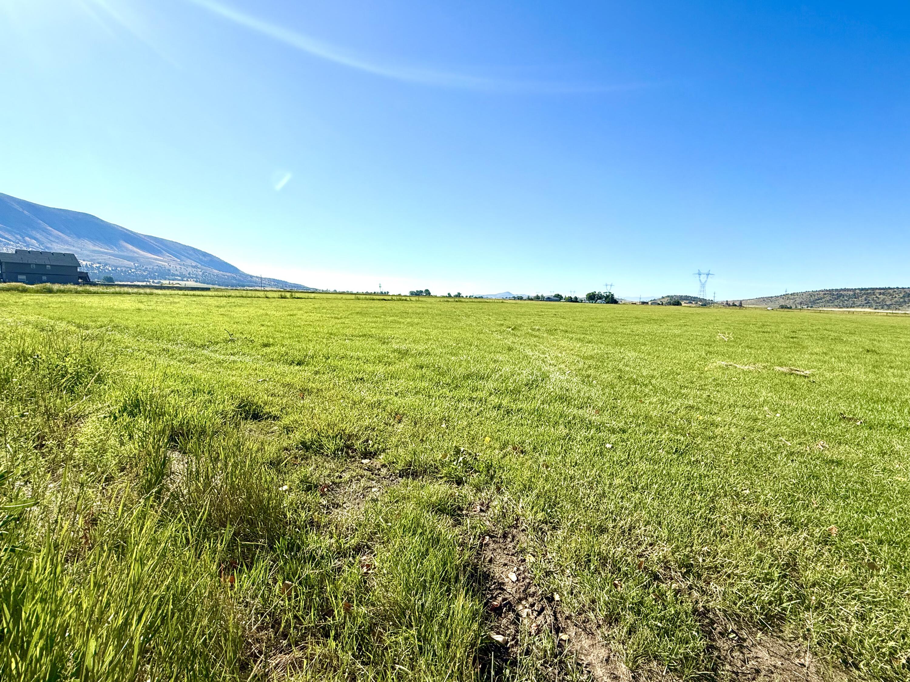 7992 Elliott Road Klamath Falls, OR 97603 - Photo 20 of 67 IMG_5513
