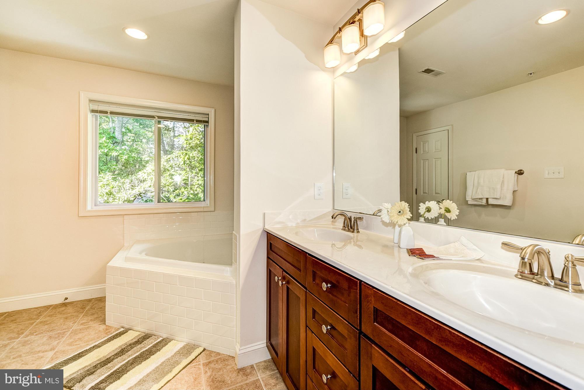 1907 Kermit Road Silver Spring, MD 20910 - Photo 20 of 30 Bath (Master)