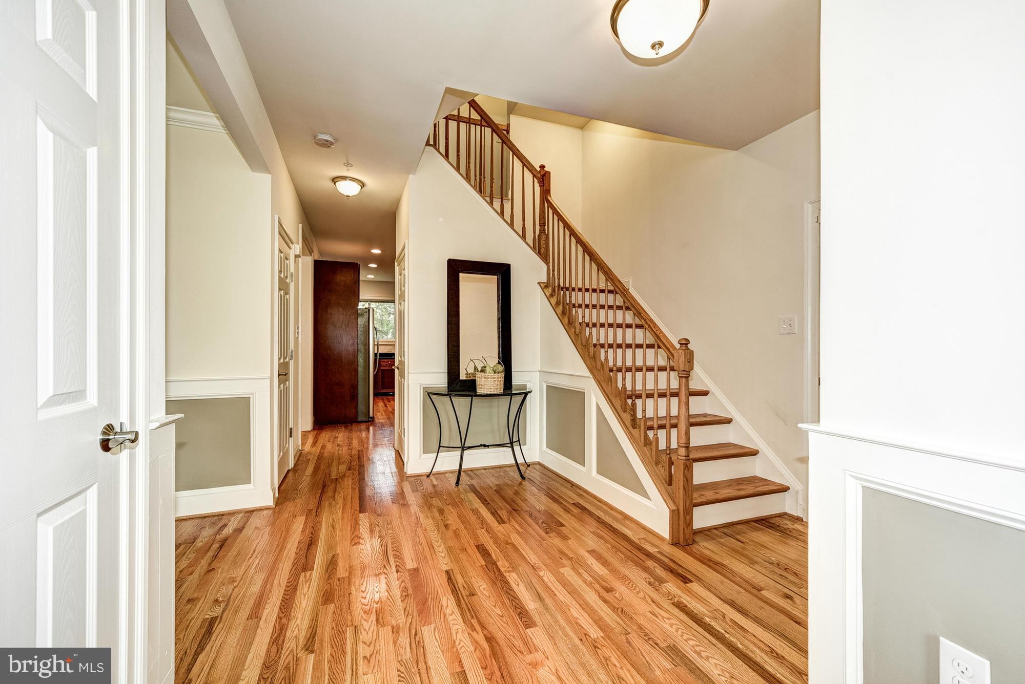 1907 Kermit Road Silver Spring, MD 20910 - Photo 4 of 30 Interior (General)