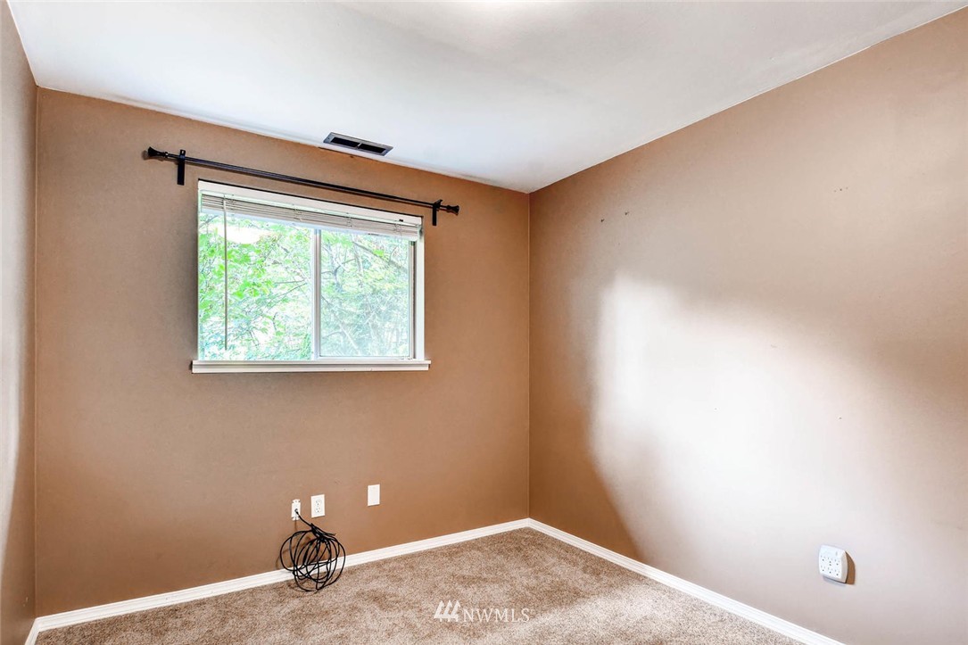 17831 145th Avenue Southeast Renton, WA 98058 - Photo 22 of 25 Gallery Image 22