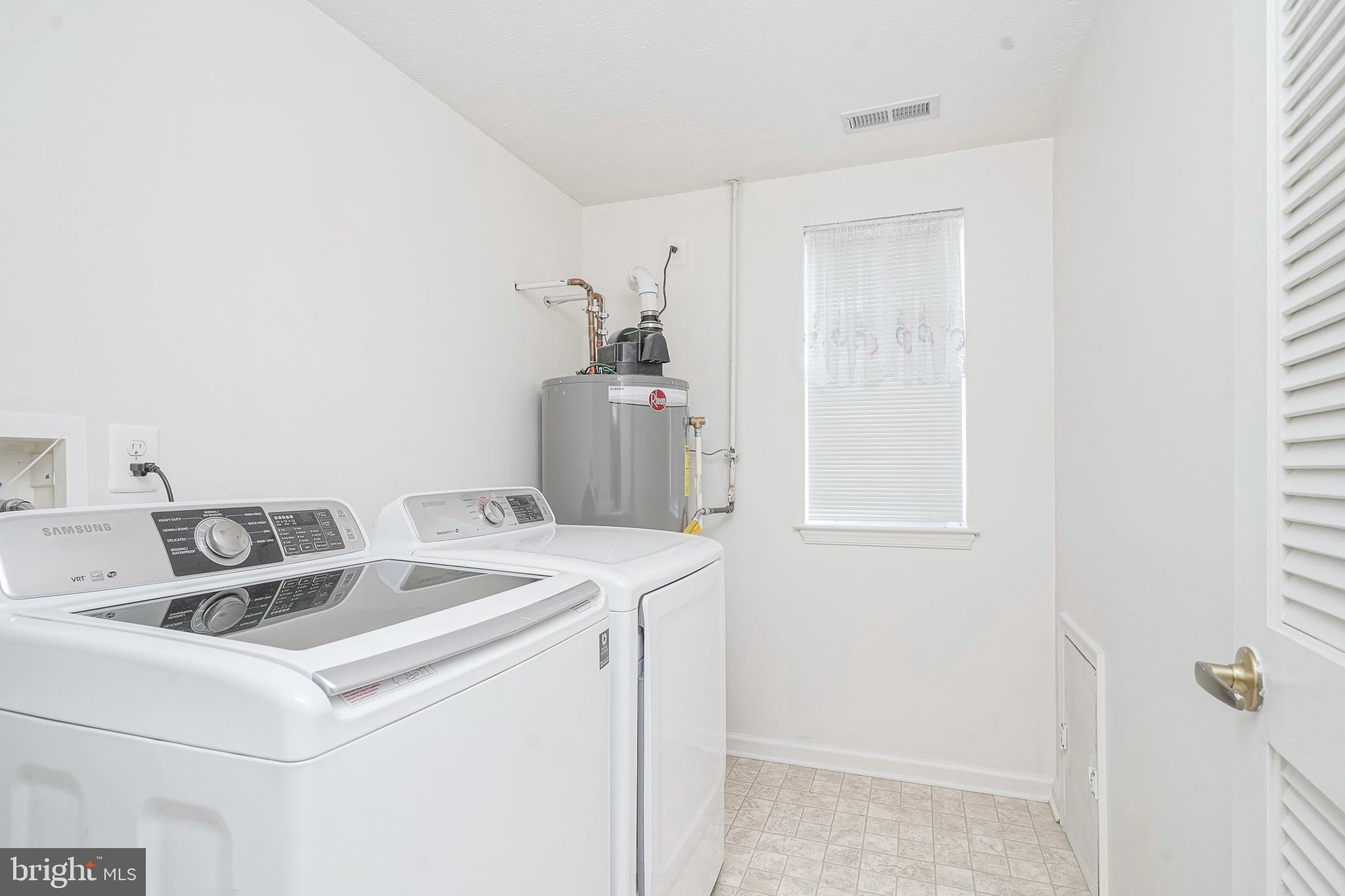 16 Magnolia Lane Sewell, NJ 08080 - Photo 19 of 21 a utility room with dryer and washer