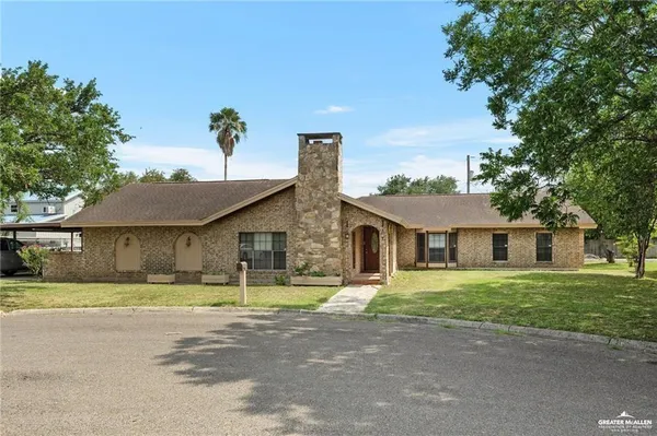 $1,800 | 410 Stacie Lane, Mission, TX 78574