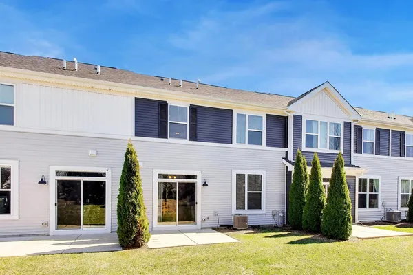 $442,000 | 4152 Calder Lane, Aurora, IL 60504