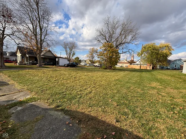 $6,900 | 1324 South C Street, Elwood, IN 46036