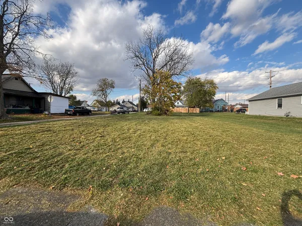 $6,900 | 1324 South C Street, Elwood, IN 46036