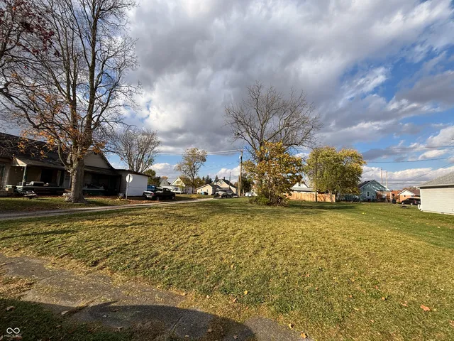 $6,900 | 1324 South C Street, Elwood, IN 46036