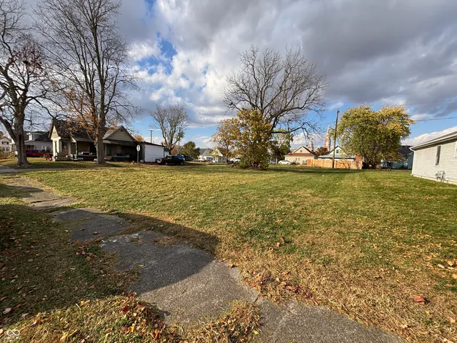 $6,900 | 1324 South C Street, Elwood, IN 46036