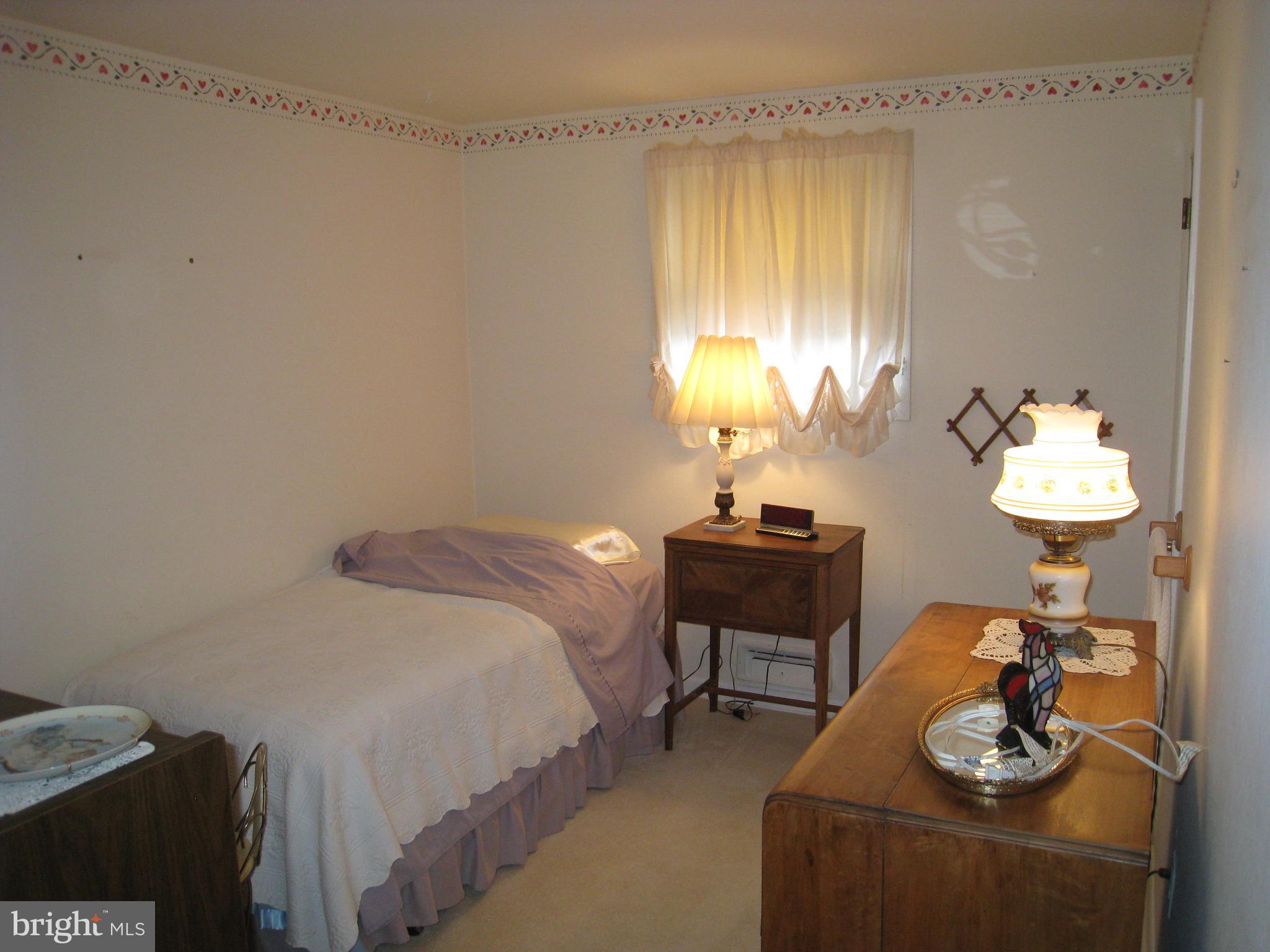 46 Buttonwood Road Stratford, NJ 08084 - Photo 14 of 17 Gallery Image 14