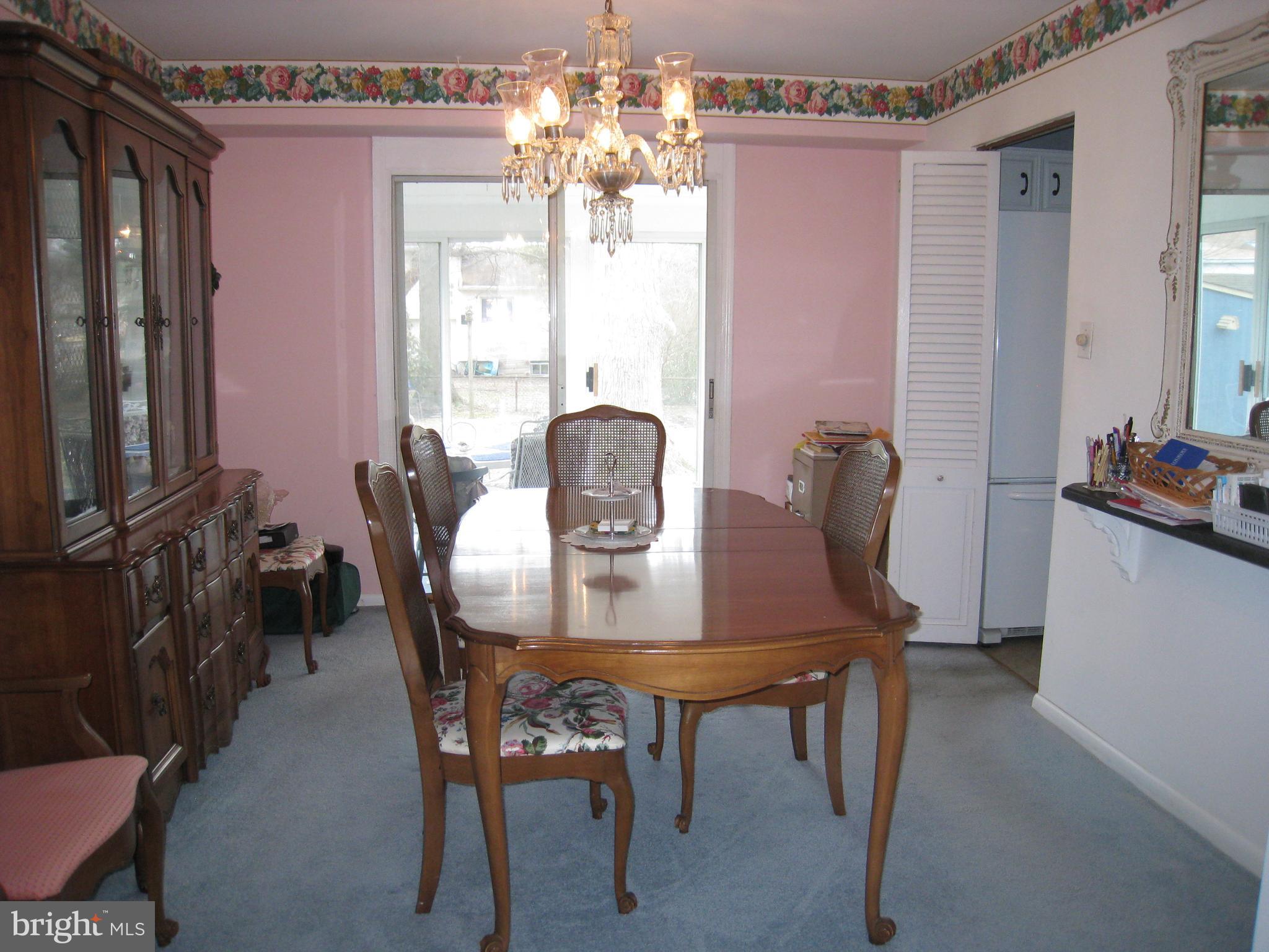 46 Buttonwood Road Stratford, NJ 08084 - Photo 5 of 17 Gallery Image 5