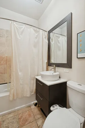 $4,200 | 1302 North Cleveland Avenue, Unit 2, Chicago, IL 60610