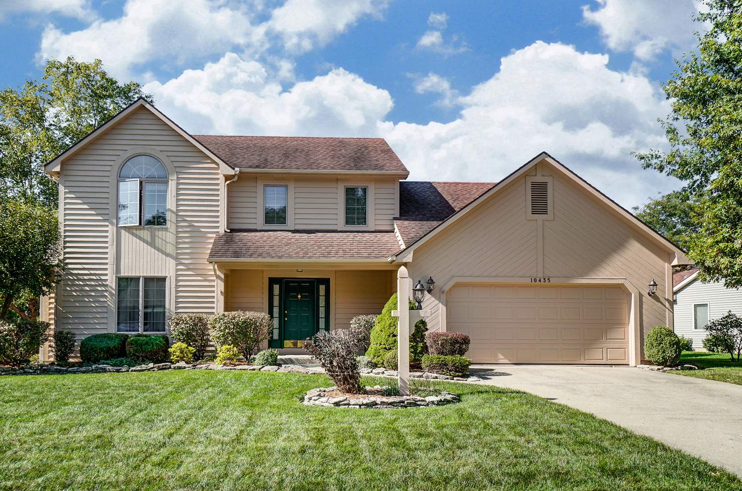 10435 Oak Trail Road Fort Wayne, IN 46845 - Photo 1 of 34 Gallery Image 1