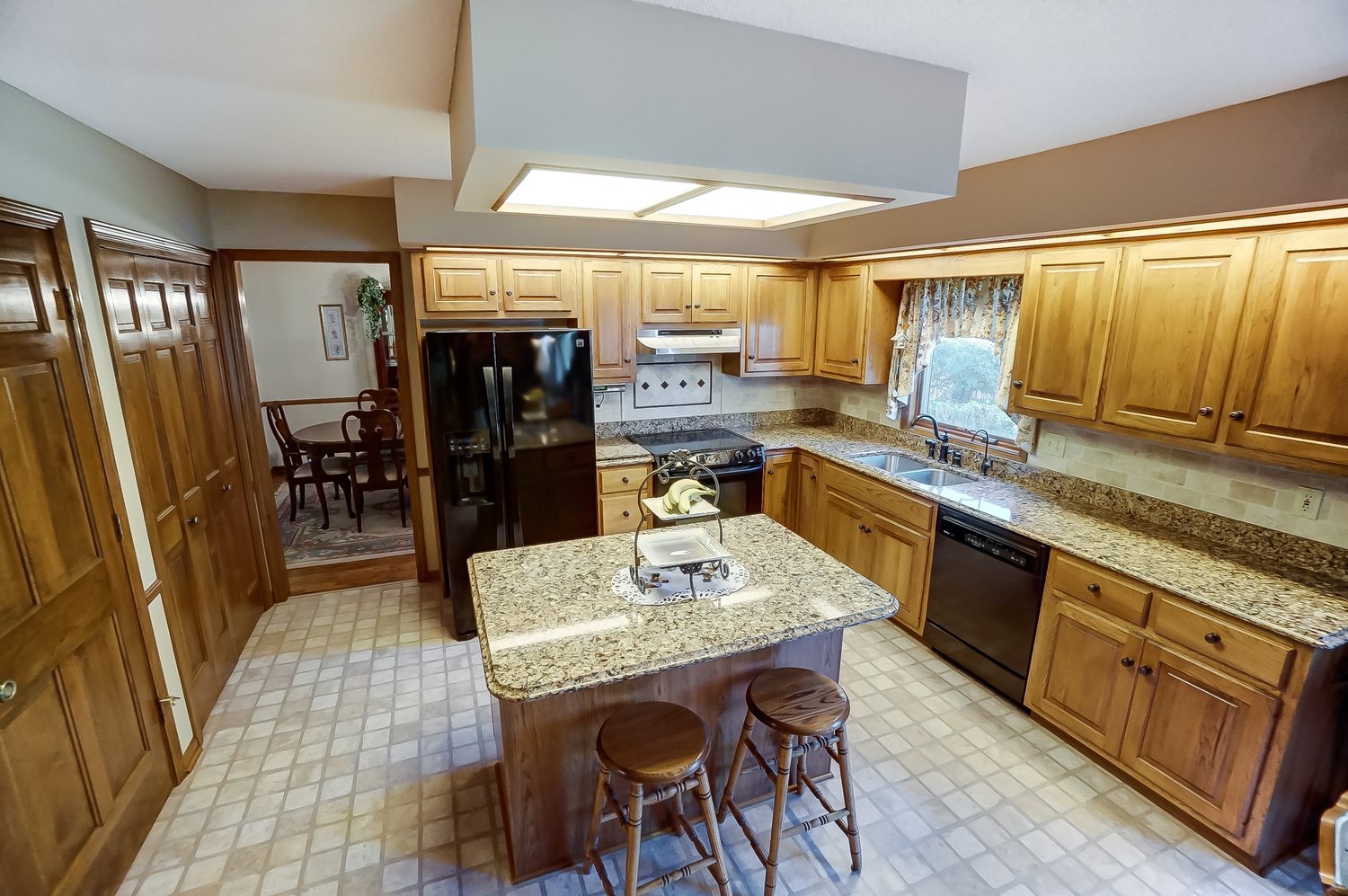 10435 Oak Trail Road Fort Wayne, IN 46845 - Photo 12 of 34 Gallery Image 12