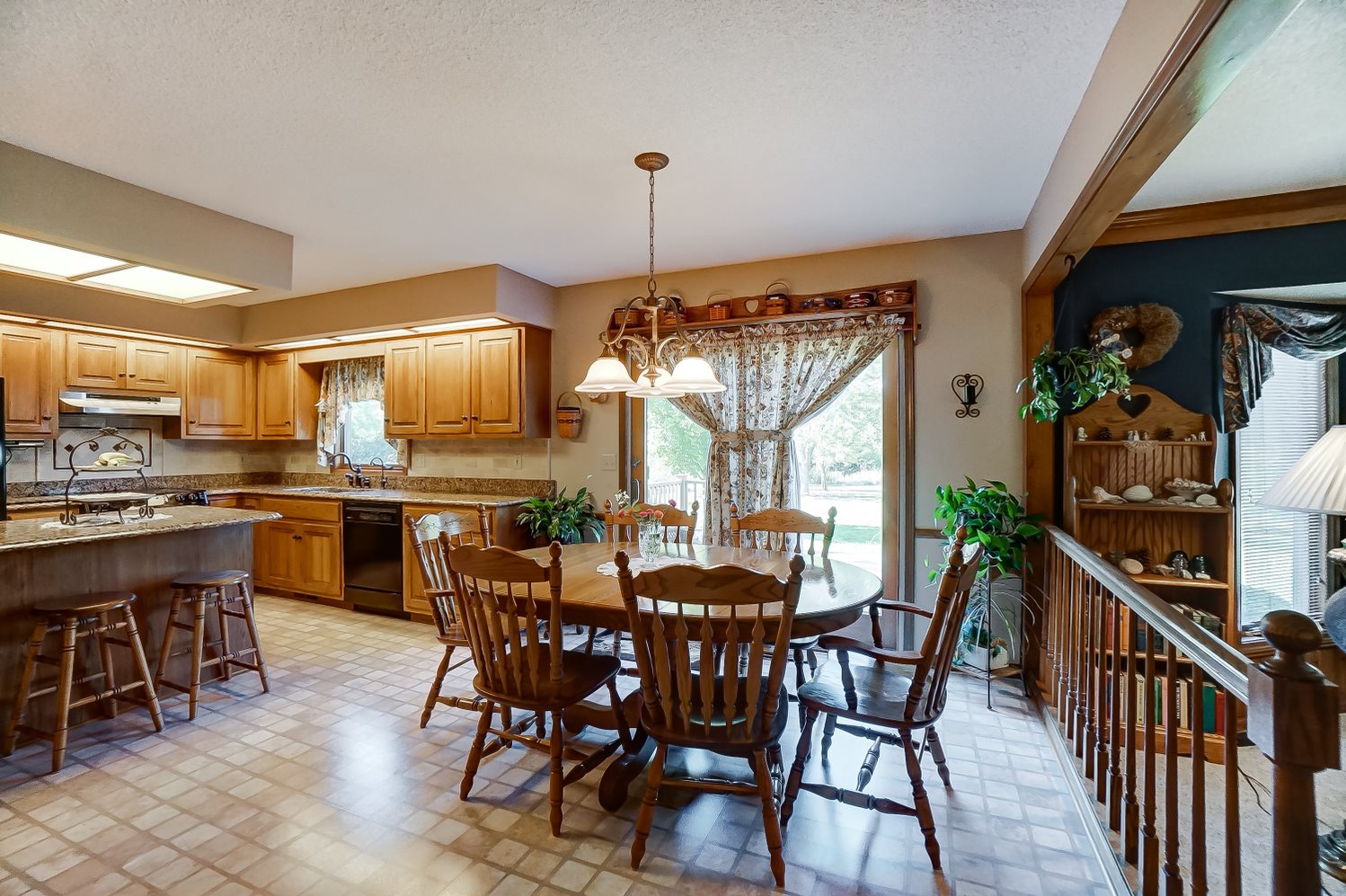 10435 Oak Trail Road Fort Wayne, IN 46845 - Photo 17 of 34 Gallery Image 17