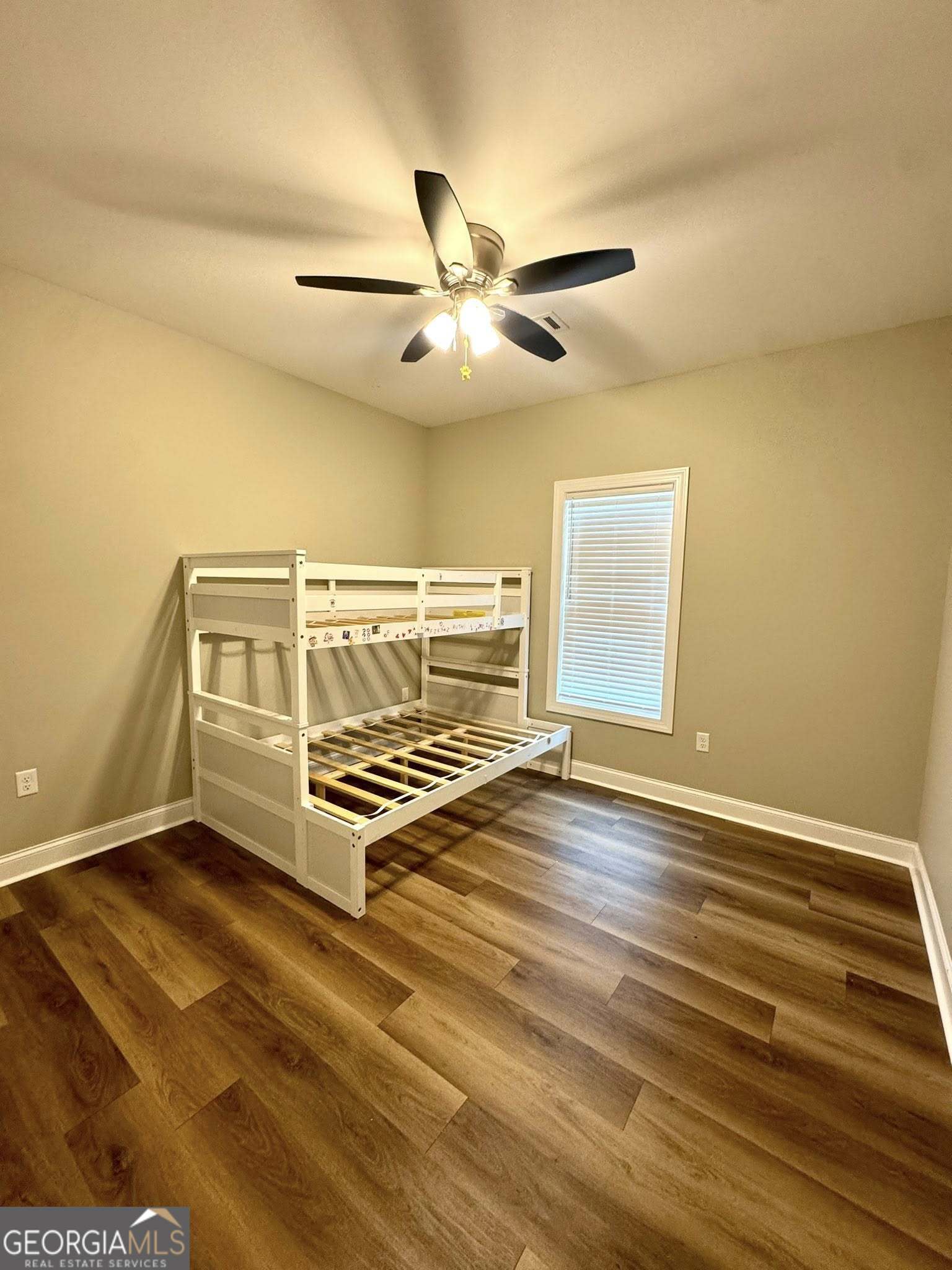 613 Shady Grove Dublin, GA 31021 - Photo 11 of 17
