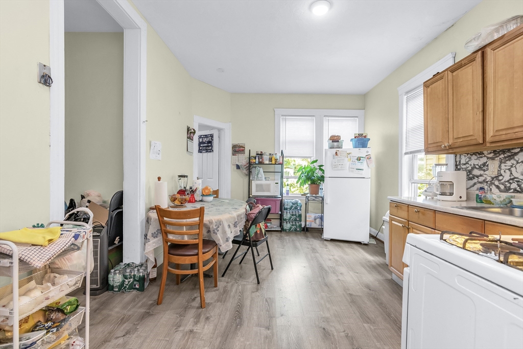 180 Chestnut Street Chelsea, MA 02150 - Photo 14 of 36