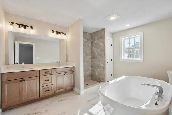 $1,399,999 | 2 Clover Glen Circle, Shrewsbury, MA 01545