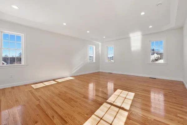 $1,399,999 | 2 Clover Glen Circle, Shrewsbury, MA 01545