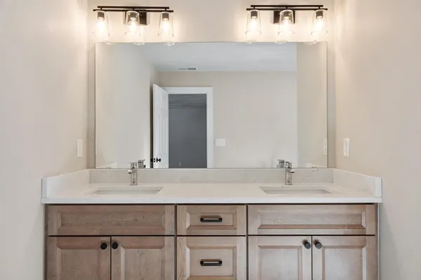 $1,399,999 | 2 Clover Glen Circle, Shrewsbury, MA 01545