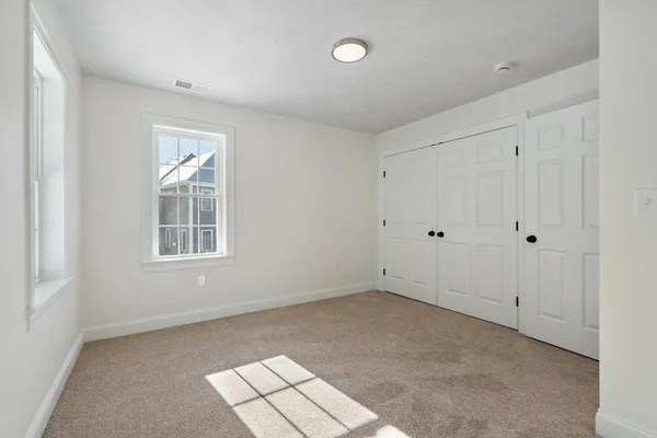 $1,399,999 | 2 Clover Glen Circle, Shrewsbury, MA 01545