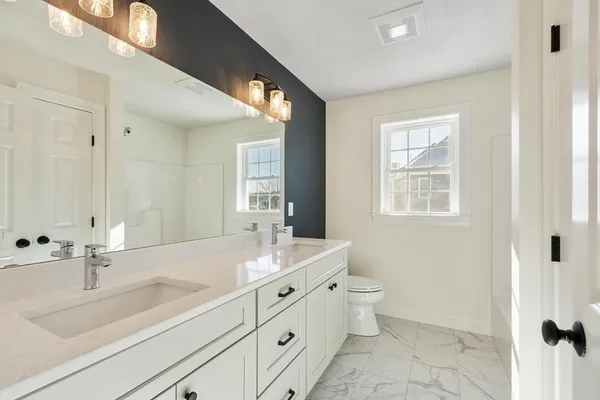 $1,399,999 | 2 Clover Glen Circle, Shrewsbury, MA 01545