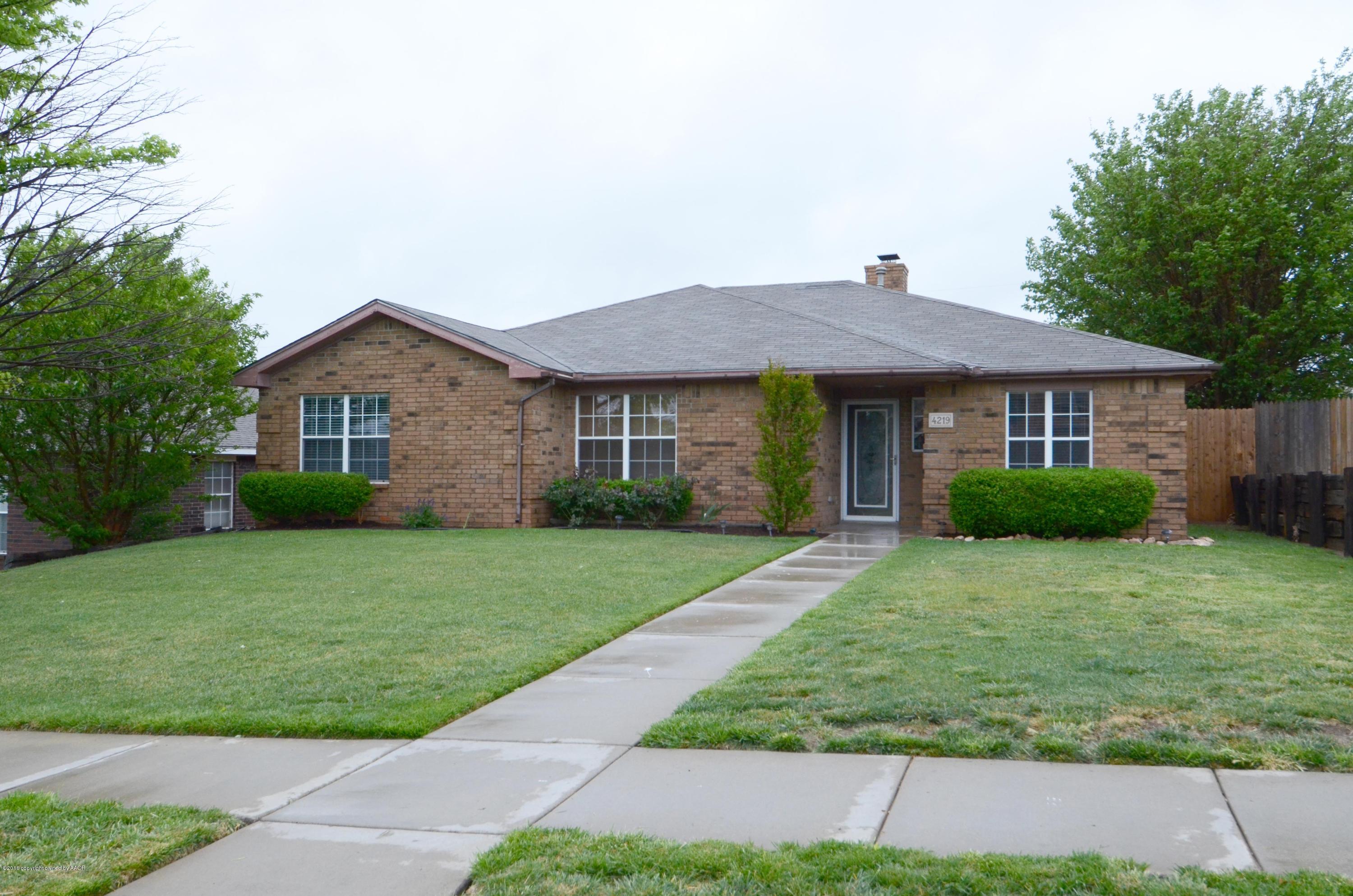4219 Catalpa Lane Amarillo, TX 79110 - Photo 2 of 27 02 Front Yard
