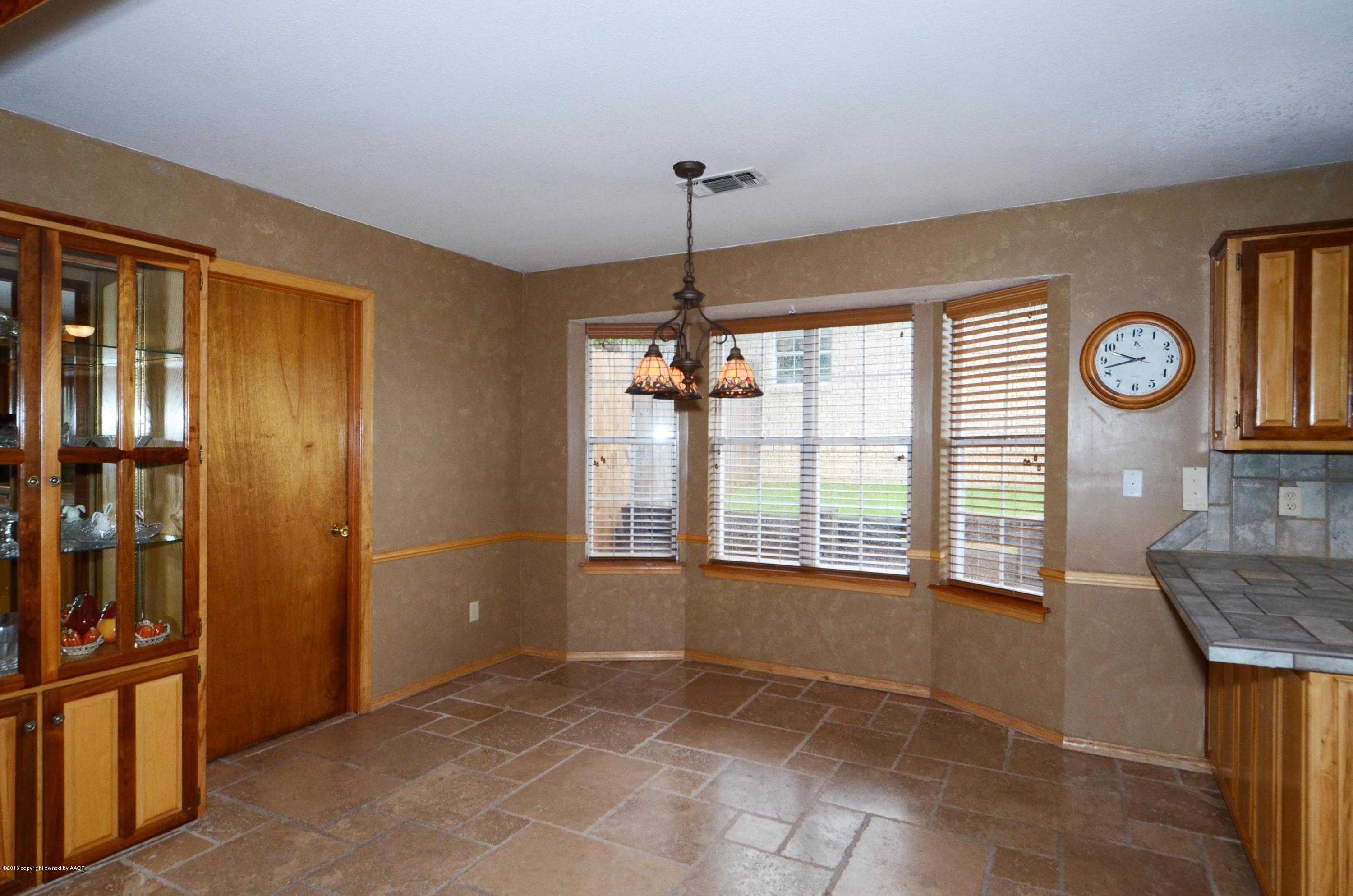 4219 Catalpa Lane Amarillo, TX 79110 - Photo 9 of 27 09 Dining Room 2