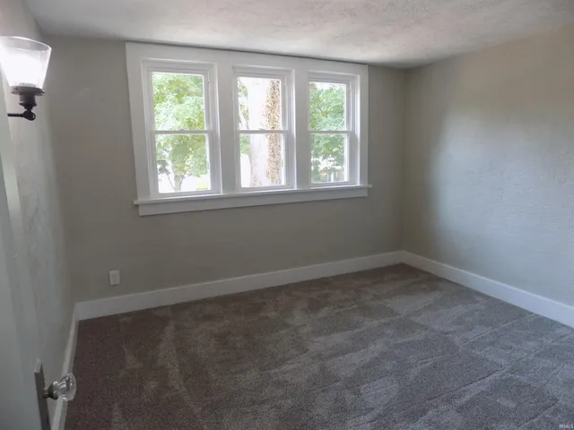 $298,000 | 628 South 6th Street, Goshen, IN 46526