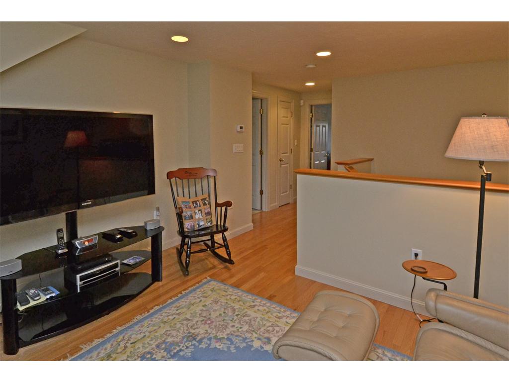 27 Old Bay Road New Castle, NH 03854 - Photo 15 of 35 Gallery Image 15