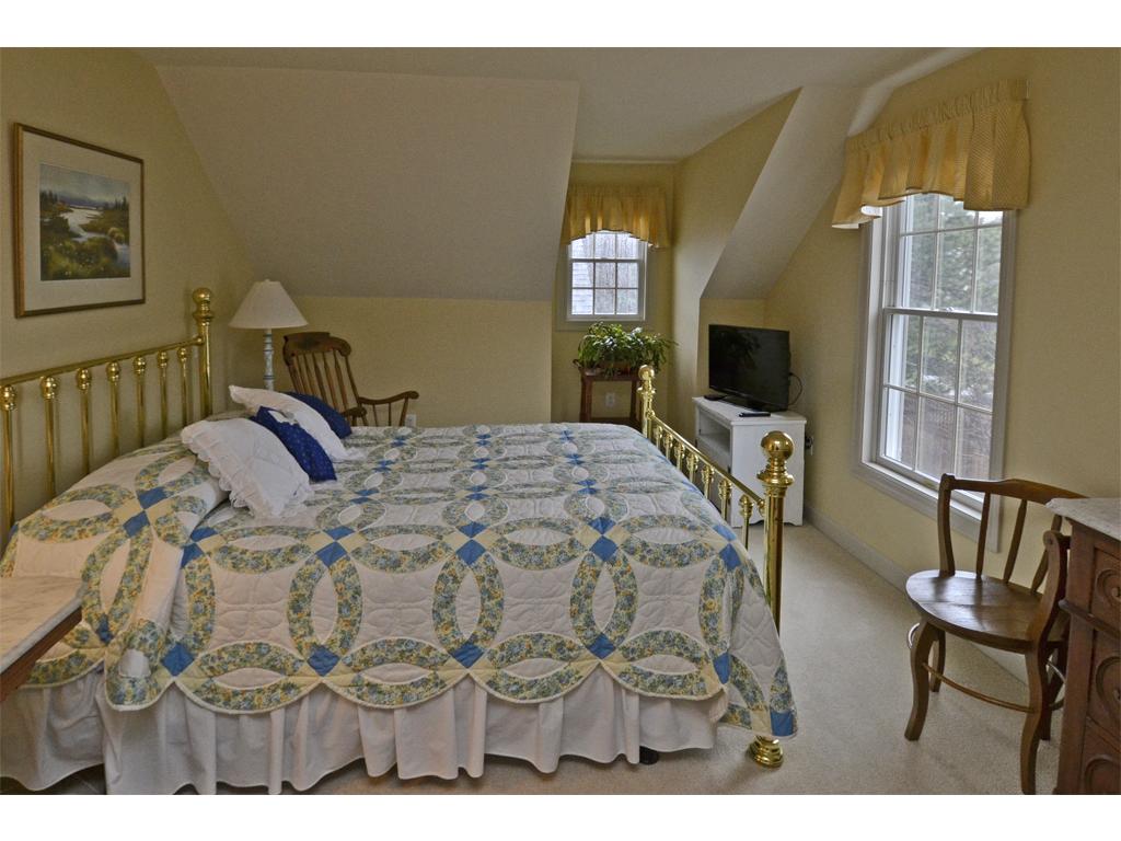 27 Old Bay Road New Castle, NH 03854 - Photo 16 of 35 Gallery Image 16