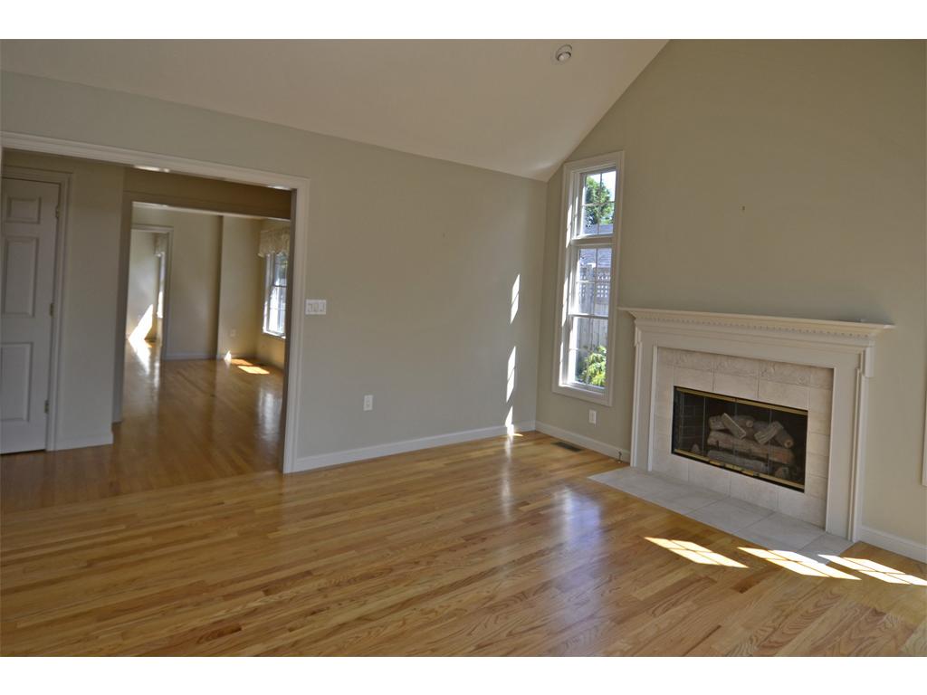 27 Old Bay Road New Castle, NH 03854 - Photo 8 of 35 Gallery Image 8