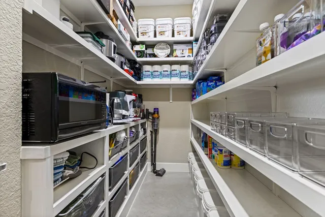 $2,195,000 | 273 Admiral Heights Boulevard, Fredericksburg, TX 78624