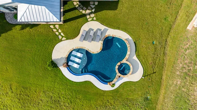 $2,195,000 | 273 Admiral Heights Boulevard, Fredericksburg, TX 78624