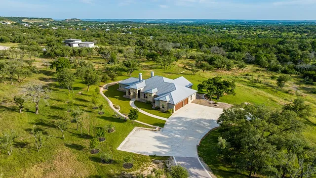 $2,195,000 | 273 Admiral Heights Boulevard, Fredericksburg, TX 78624