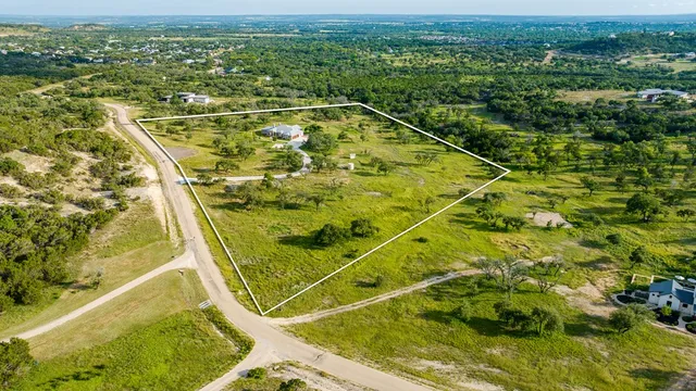 $2,195,000 | 273 Admiral Heights Boulevard, Fredericksburg, TX 78624