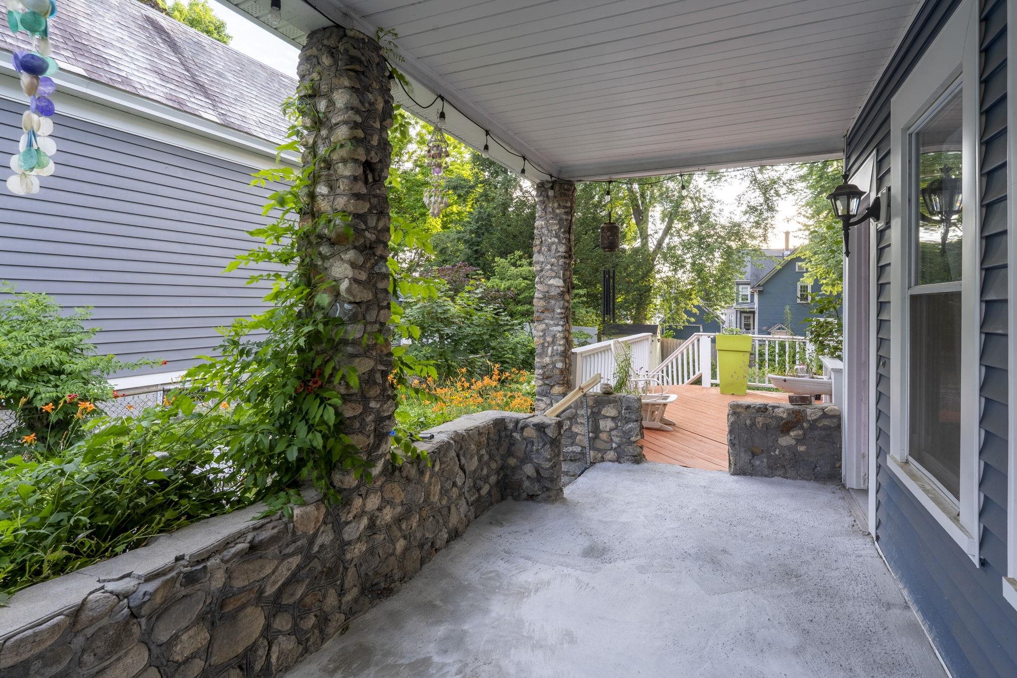414 Walnut Street Manchester, NH 03104 - Photo 5 of 54