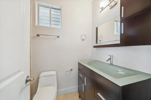 $3,000 | 3041 Clinton Drive, Houston, TX 77020