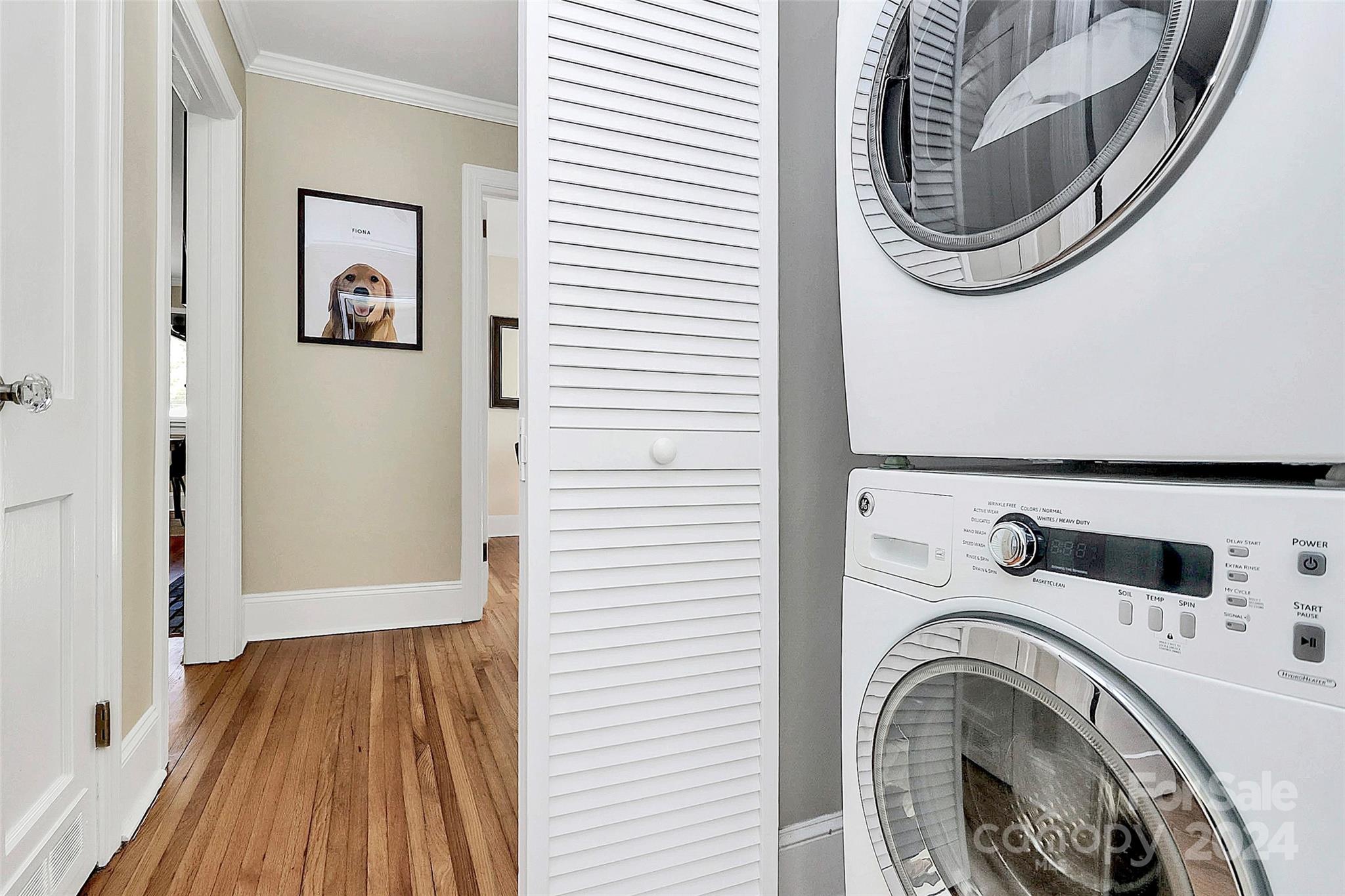4605 General Pershing Drive Charlotte, NC 28209 - Photo 24 of 35 a view of a hallway with washer and dryer