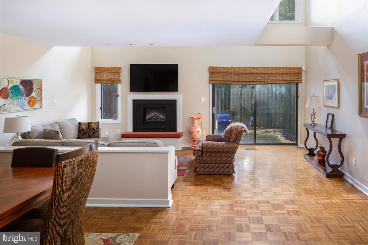 10 Llanfair Road, Unit 12 Ardmore, PA 19003 - Photo 11 of 28
