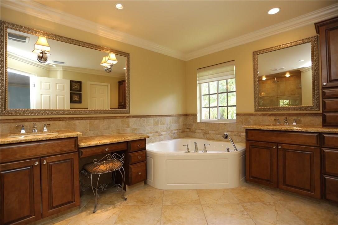 1647 Blue Jay Circle Fort Lauderdale, FL 33327 - Photo 21 of 35 Photo 21