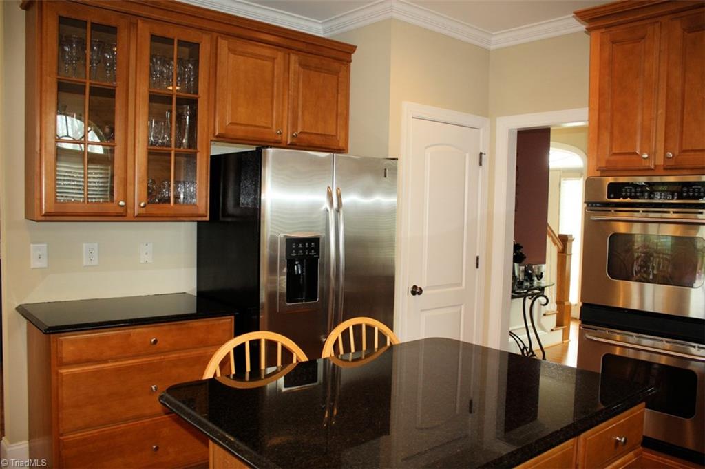 2185 Rossmore Road Clemmons, NC 27012 - Photo 12 of 30 Kitchen