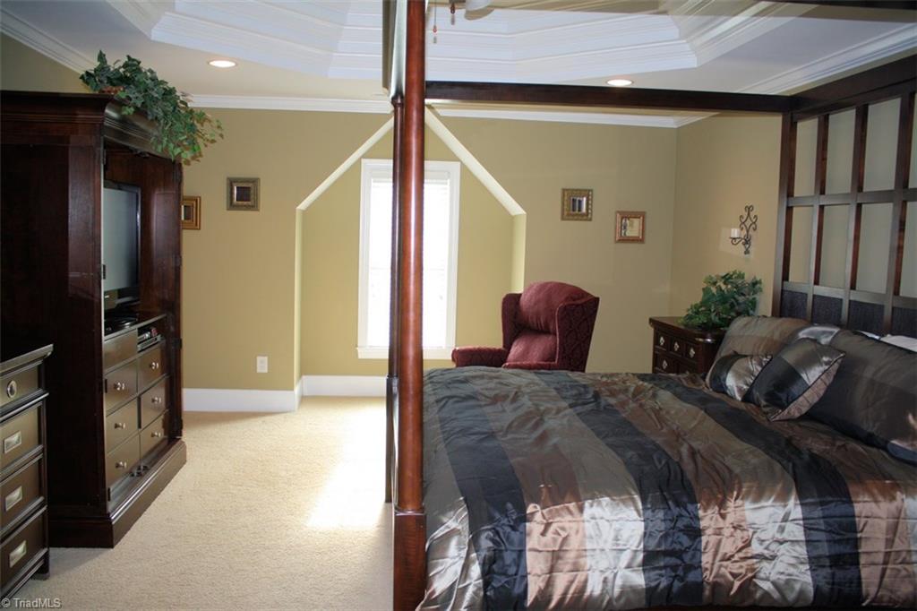 2185 Rossmore Road Clemmons, NC 27012 - Photo 15 of 30 Master Bedroom