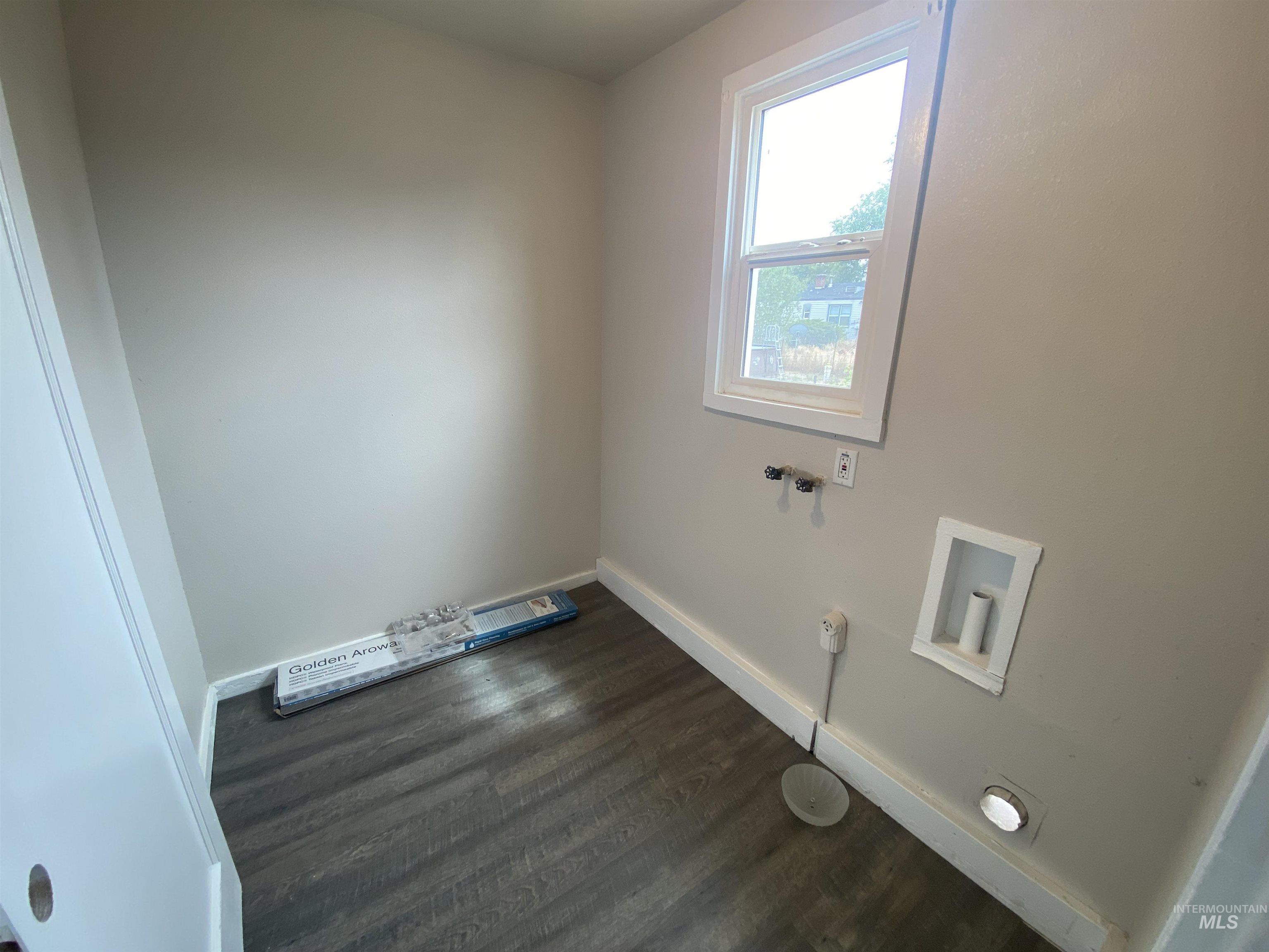 3885 Pershing Drive Boise, ID 83705 - Photo 12 of 14